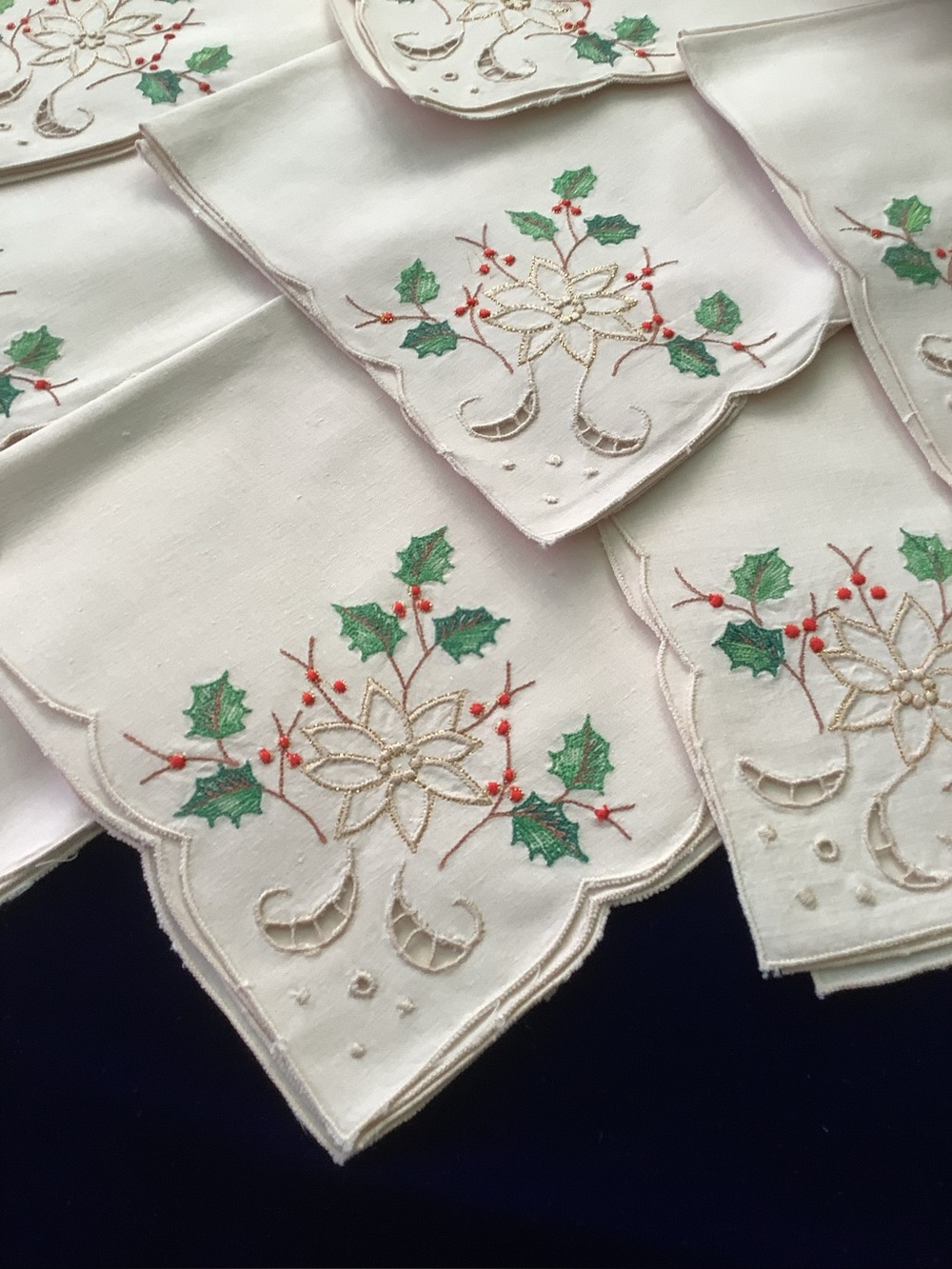Embroidered Holiday Linen Napkins - Poinsettia & Holly Set